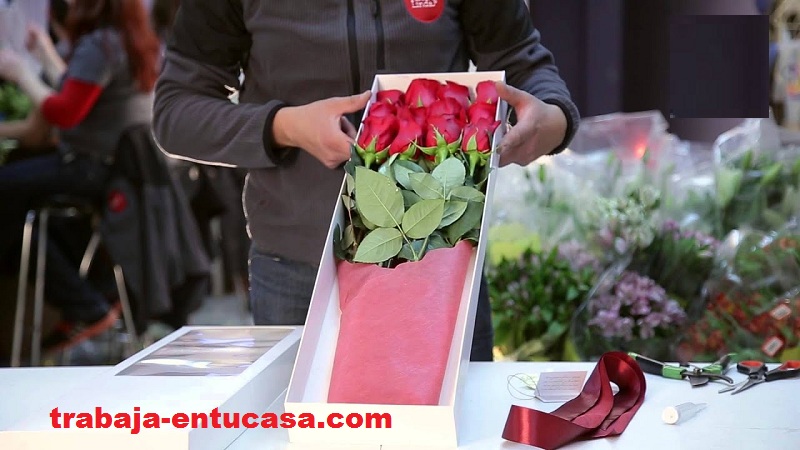 Florería Internacional Necesita Personal Para Empacar Cajas de Rosas desde casa